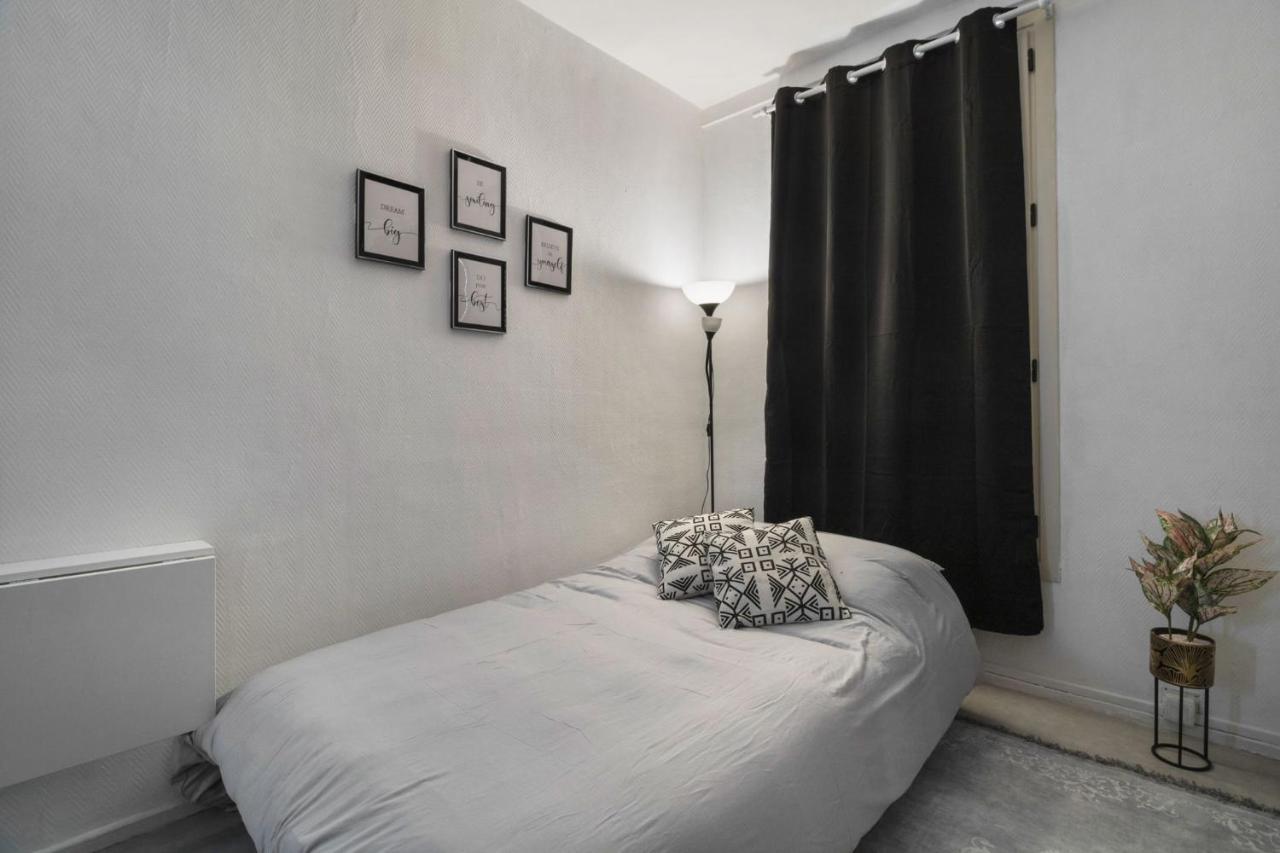 Studio Lumineux Proche Du Chateau แวร์ซาย ภายนอก รูปภาพ